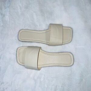 CREAM SANDALS from Saratoga Boutique